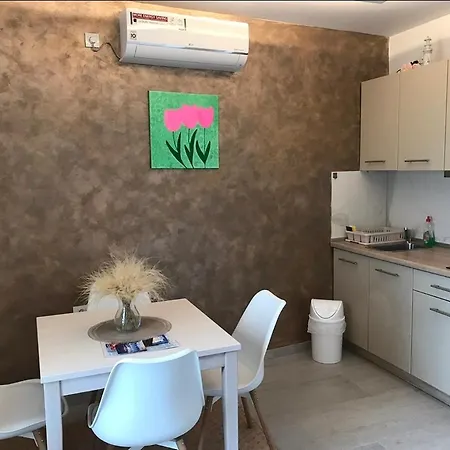 Apartment Anloma Lorainne *