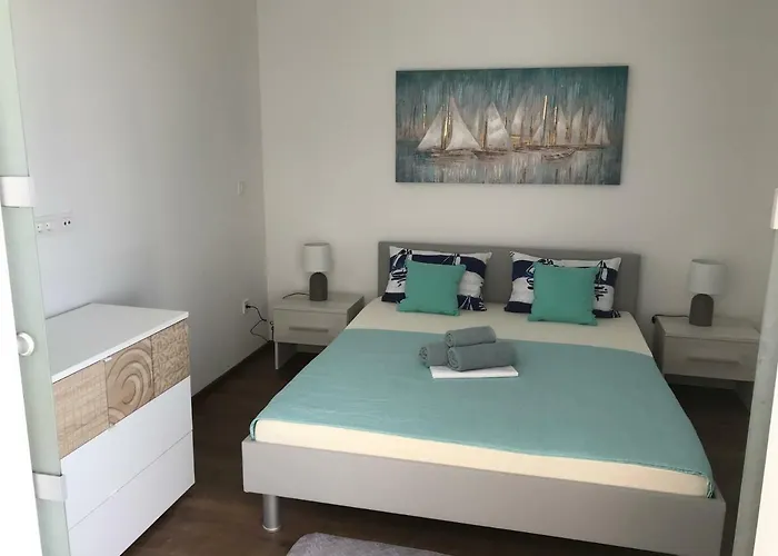 Anloma Lorainne 公寓